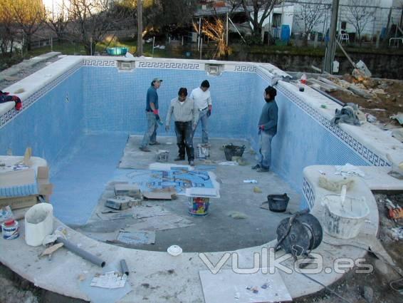 CONSTRUCCION PISCINA DE HORMIGON D-400