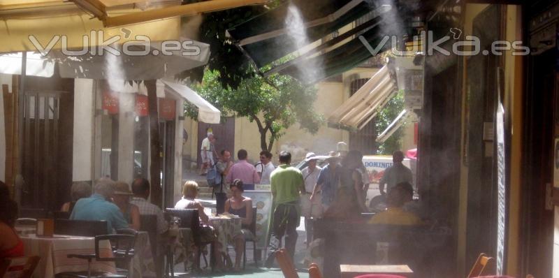 Las instalaciones microclimticas de Frialia aseguran una reduccin de la temperatura que provoca una agradable ...