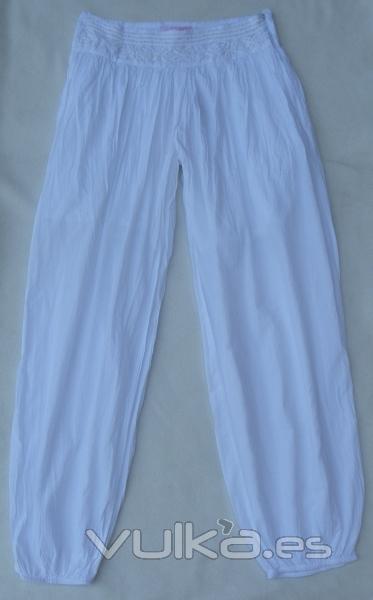 Pantaln estilo Ibiza. Peace & Love. 16 Eur