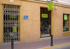 Visite nuestra tienda situada en calle Niño Jesús 13 de Yecla ( Murcia), tenemos de todooo! y sino se lo conseguimos.