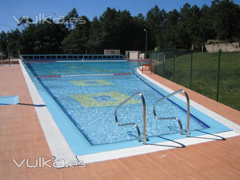 Piscina en el Ayuntamiento de La Caiza -2