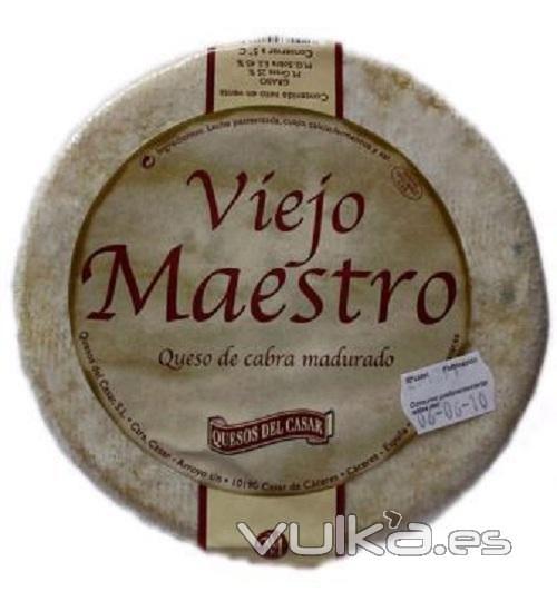 Queso artesano enmohecido de cabra Su interior de color blanco intenso, de sabor suave y fresco en boca, pero que ...