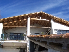 Restauracio de teulada de fusta.