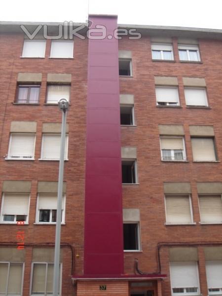 Ascensor por fachada ( Vitoria )