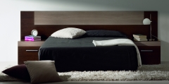 129 euros ------------excepcional cama de matrimonio con 2 mesitas en color wengue a un precio increible  medidas: