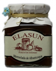 La mermelada de albaricoque liga estupendamente con cerdo asado, pescados blancos, salsas, queso fresco y reposteria
