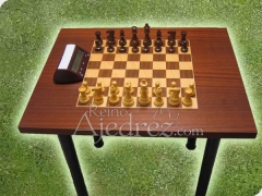 Mesa de ajedrez de madera :: tienda de ajedrez online ::