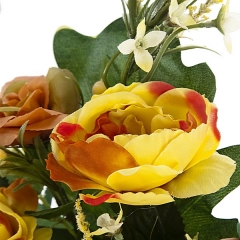 Ramo artificial de flores rosa y phalaenopsis naranja detalle en lallimonacom
