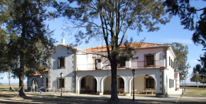 Exteriores del Cortijo