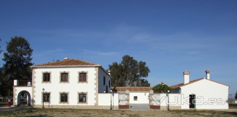 Exteriores del Cortijo