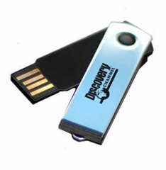 Memoria USB modelo Blade con cierre en forma de navaja y ultra fino. Elegante y resistente.