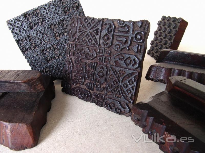 Complementos - Bloques de madera tallados. Muy utilizados en la estampacin textil tpica hind.