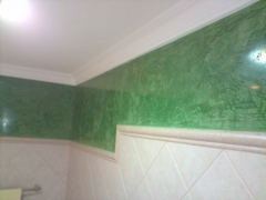 Reforma de baño con alicatados y estuco