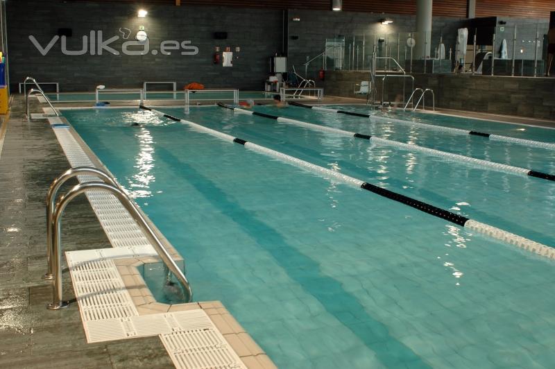 Piscina de 20 metros para nado libre