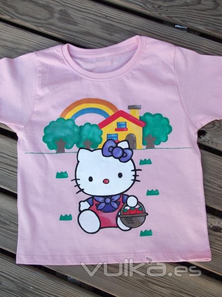 Camiseta Infantil pintada a mano con pinturas textiles de alta calidad