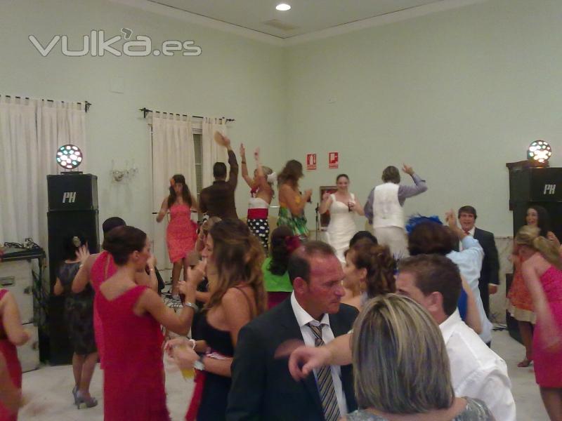 para tu boda diversin con sonido  PH SOUNDS