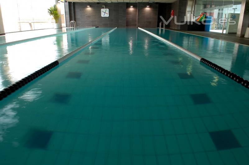 Piscina de 22 metros para nado libre