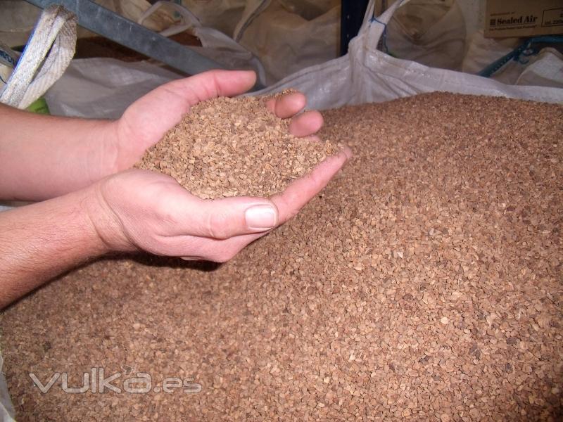 Biomasa de hueso de aceituna