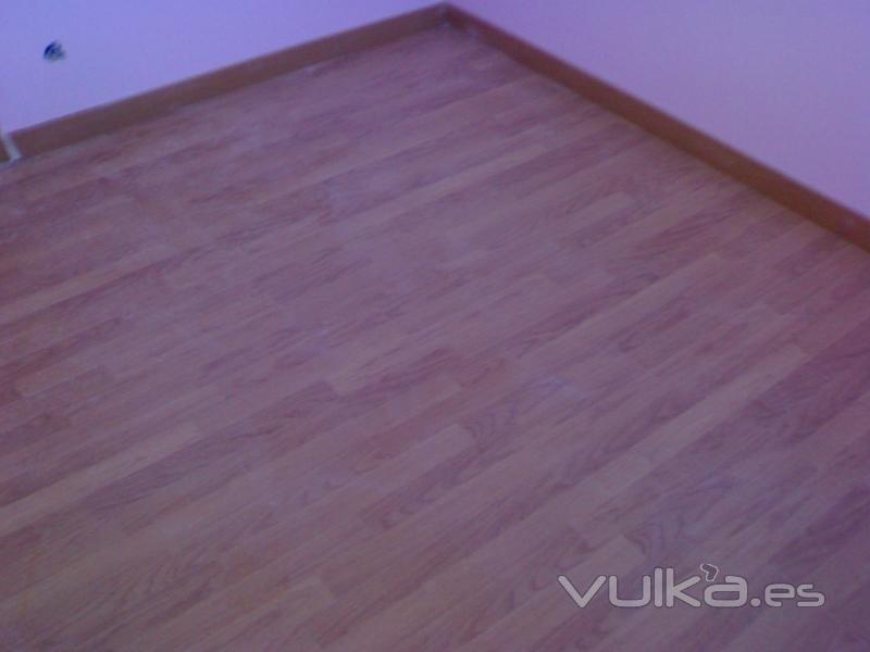 colocado de parquet color roble