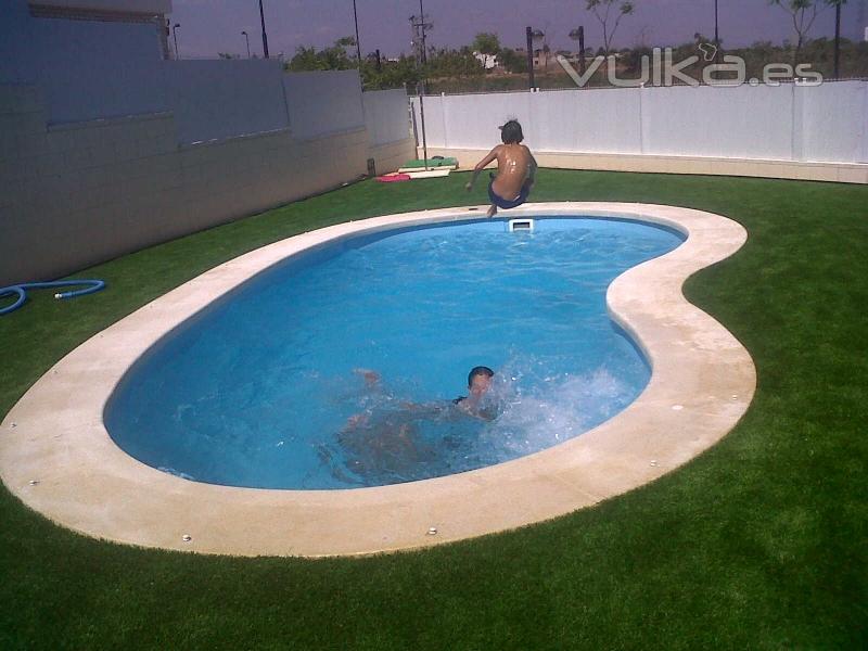 Piscina Modelo Barpool Rion R-71-T ( Con Tumbona Relax, hidromasaje, en entrada a la derecha )