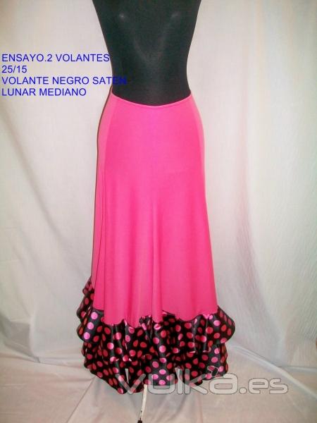 Falda OFERTA.Volantes Saten Fucsia Lunar Negro Mediano.49.00.EUR