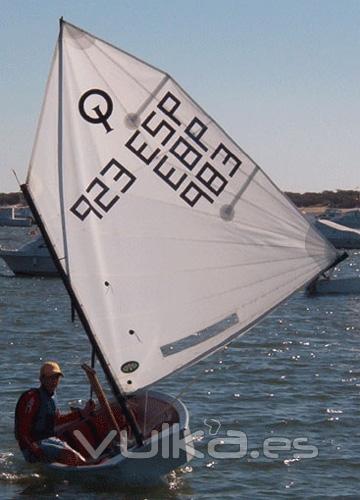 VELA DE OPTIMIST, REGATA