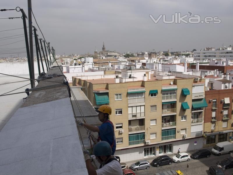 Tratamos la aluminosis, restauramos cornisas,balcones,fachadas..