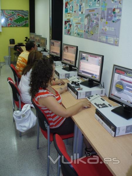 Autoescuela Castellanos - Centro de Formacin y Seguridad Vial.